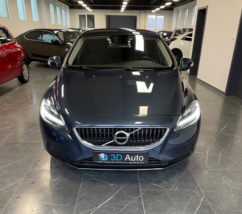 volvo-v40-d2-3dauto2