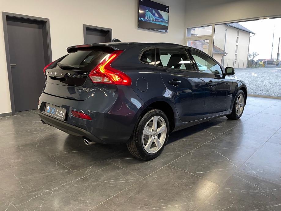 volvo-v40-d2-3dauto6