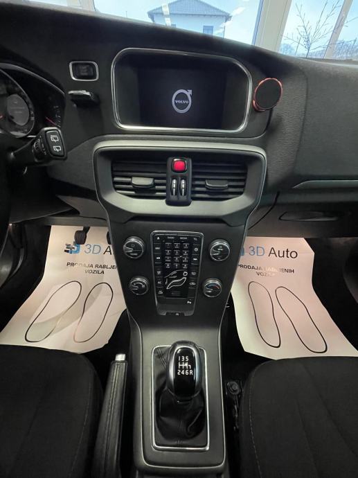 volvo-v40-d2-3dauto9