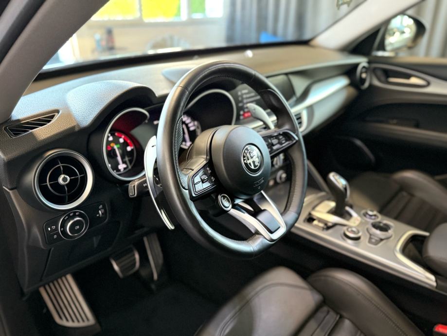 alfa-romeo-stelvio-2.2d-q4-3dauto10