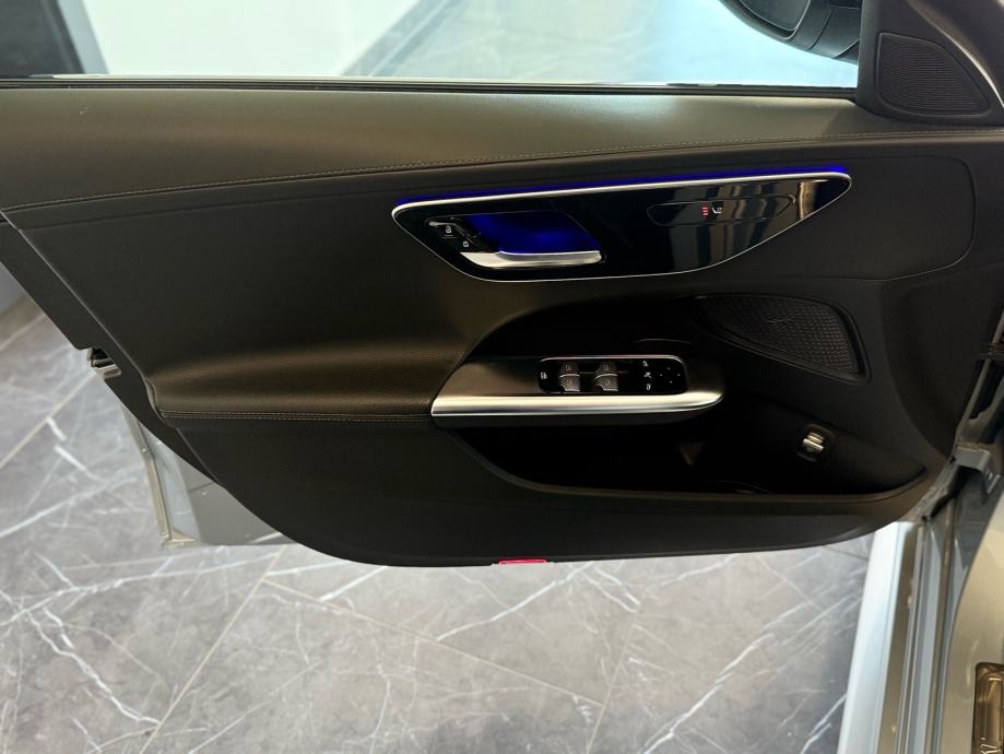 mercedes-benz-c-220d-3dauto12