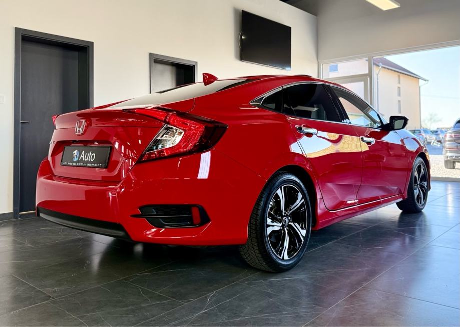 honda-civic-1.5t-3dauto4