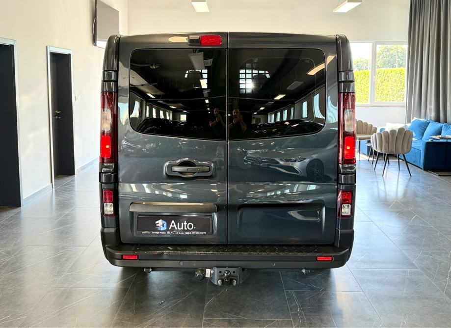 renault-trafic-2.0-dci-edc-3dauto5