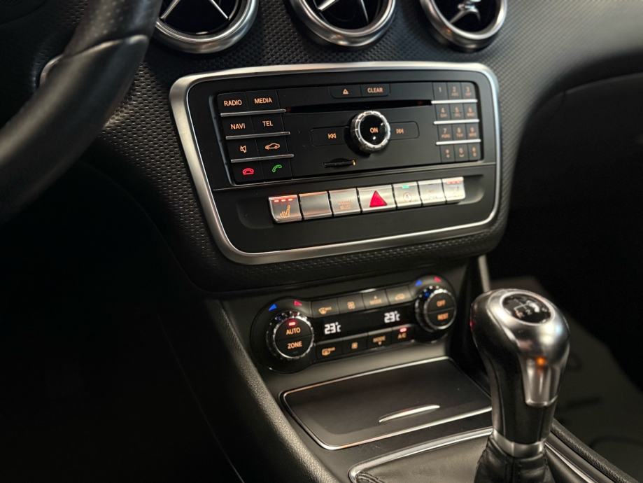 mercedes-benz-a180d-3dauto13