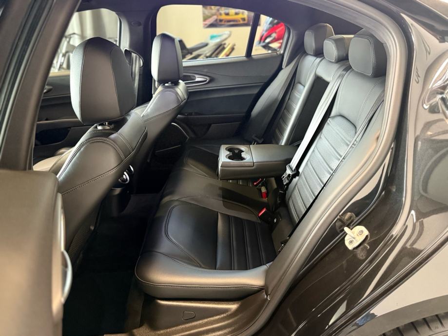 alfa-romeo-giulia-2.2-jtd-3dauto17