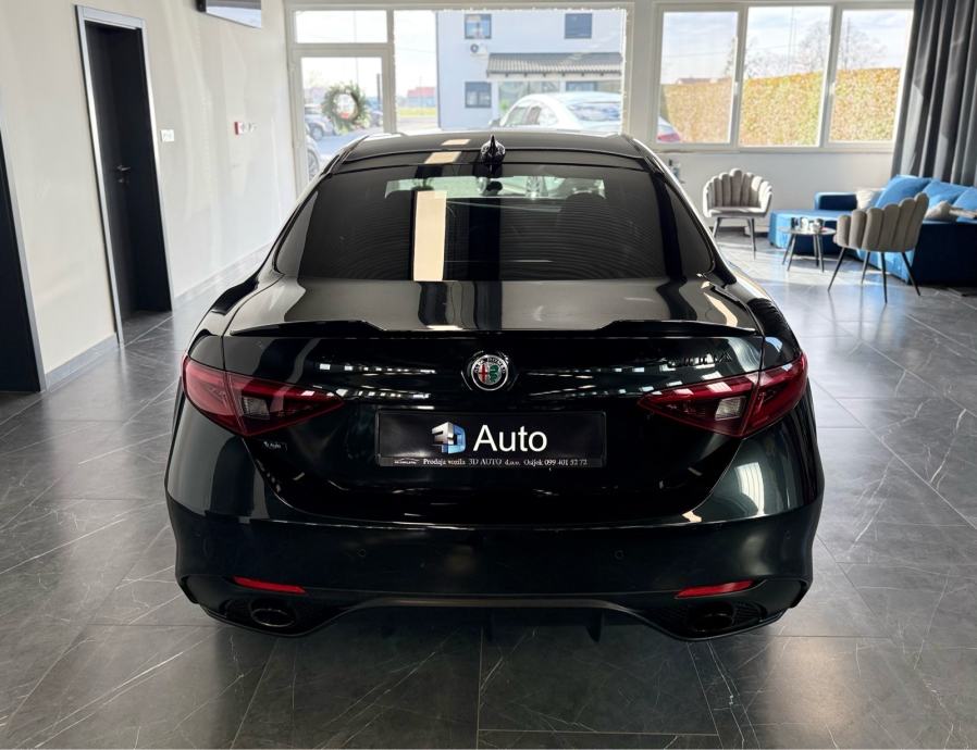 alfa-romeo-giulia-2.2-jtd-3dauto5