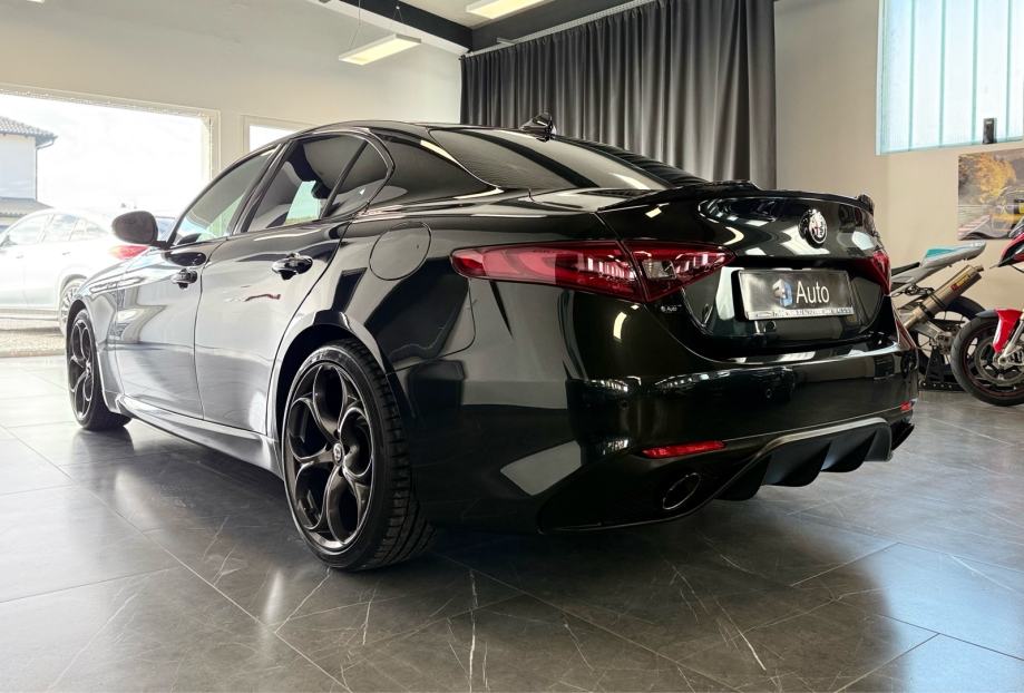 alfa-romeo-giulia-2.2-jtd-3dauto6