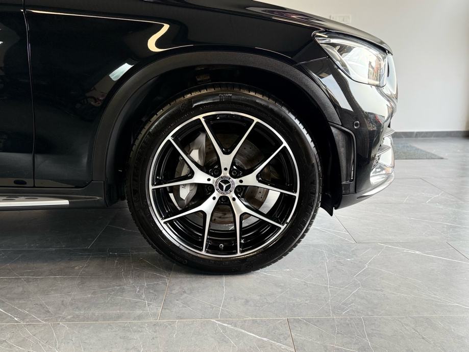 mercedes-benz-glc-220d-3dauto7