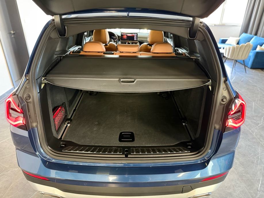 bmw-x3-xdrive20d-3dauto16