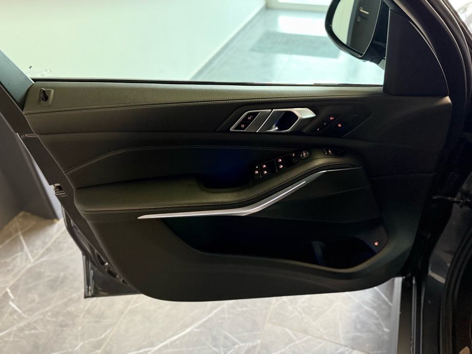 bmw-x5-xdrive45e-3dauto13