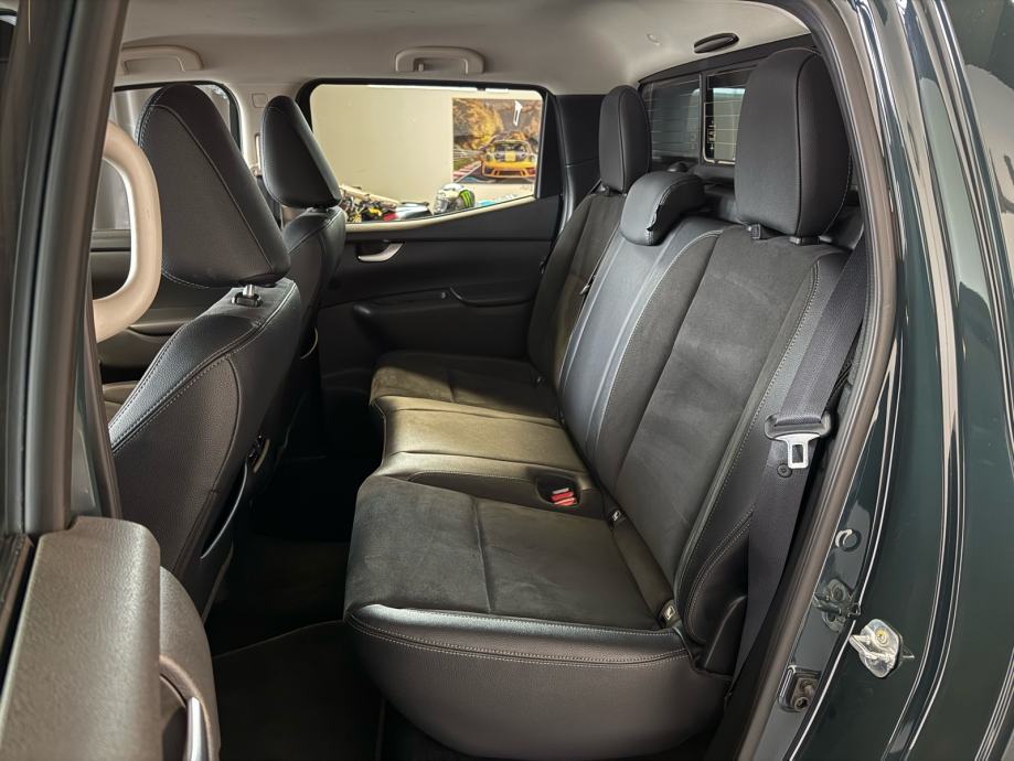 mercedes-benz-x-klasa-x250d-3dauto8