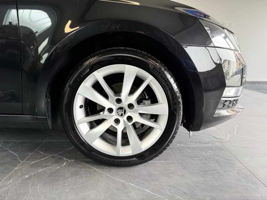 skoda-octavia-1.6-tdi-dsg-3dauto9