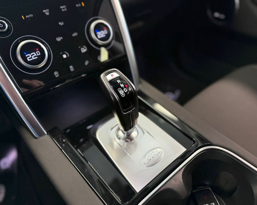 land-rover-discovery-sport-2.0d-awd-3dauto12