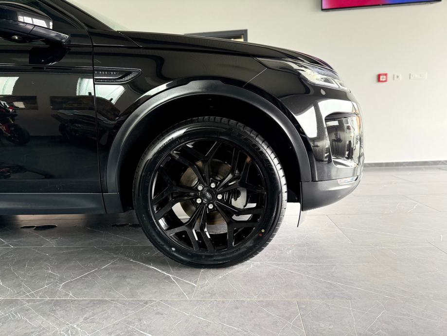 land-rover-discovery-sport-2.0d-awd-3dauto8