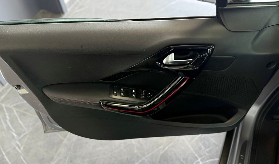 peugeot-2008-1.2-3dauto16