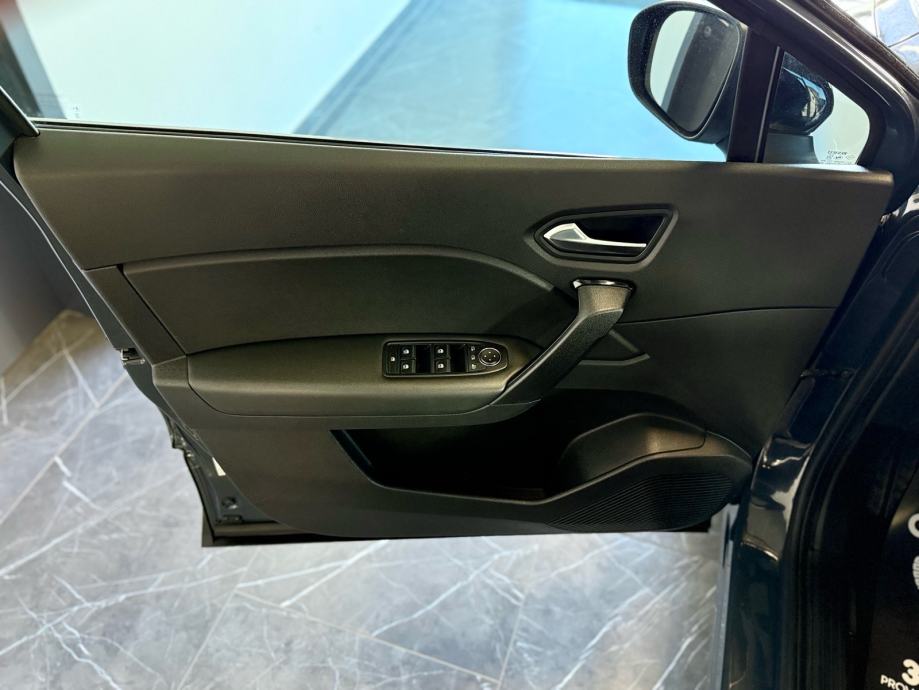 renault-captur-tce-3dauto13