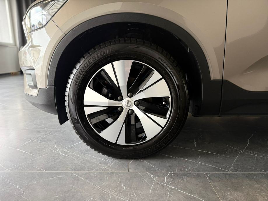 volvo-xc40-d3-2021-3dauto8