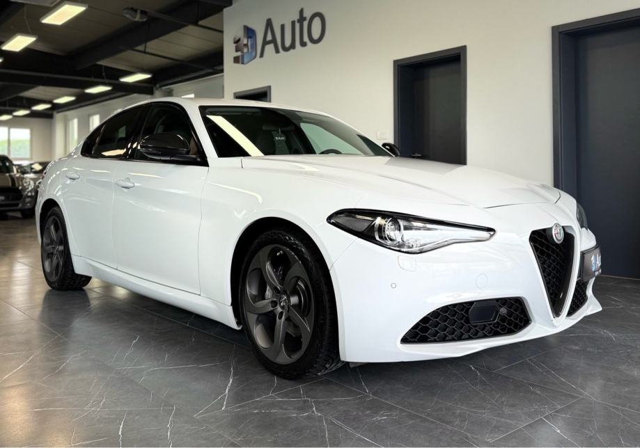 alfa-romeo-giulia-2.2-jtd-3dauto