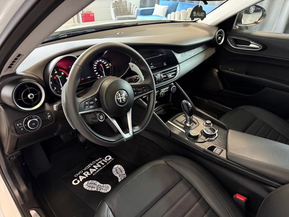 alfa-romeo-giulia-2.2-jtd-3dauto8