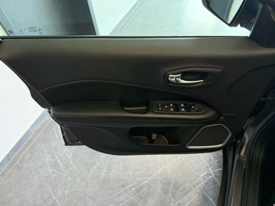 jeep-compass-1.6-mjd-3dauto16