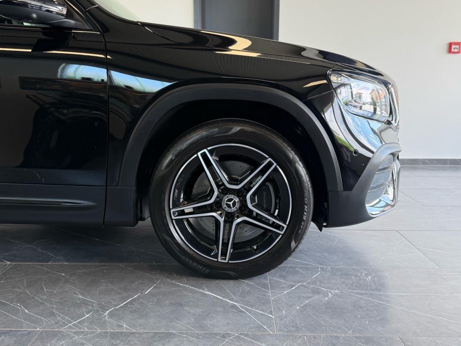 mercedes-benz-glb-220d-3dauto7