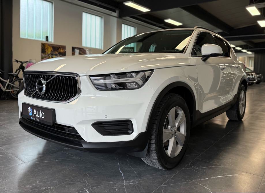 volvo-xc40-d3-3dauto3