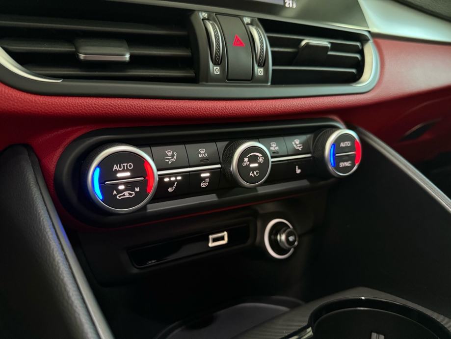 alfa-romeo-giulia-2.2jtd-8at-3dauto12