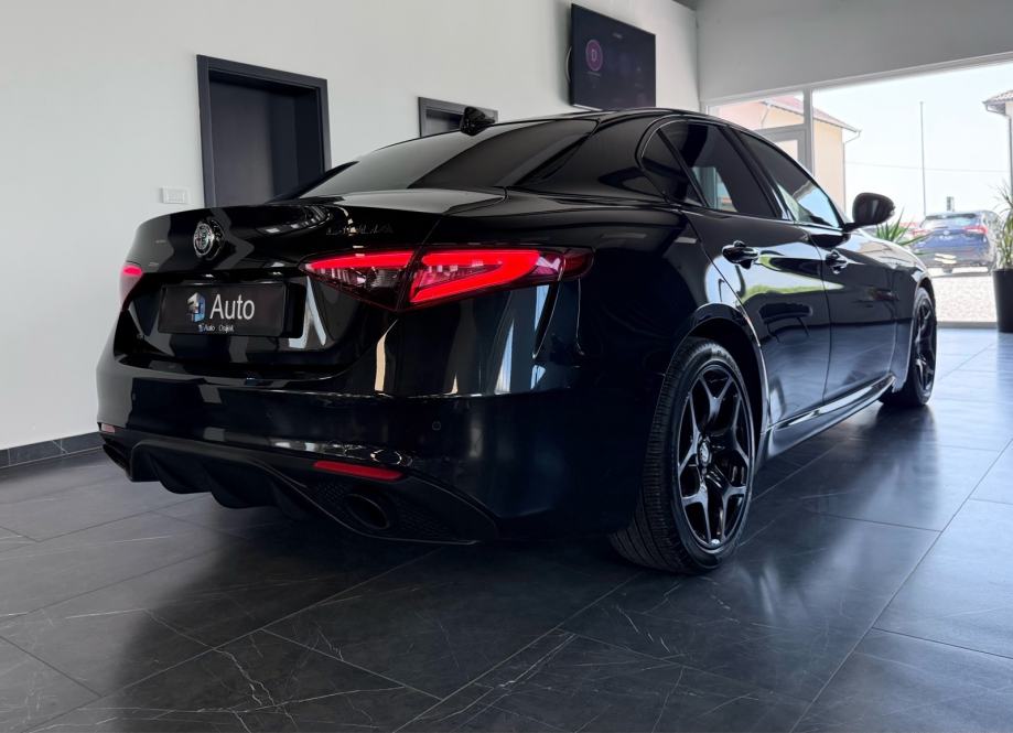 alfa-romeo-giulia-2.2jtd-8at-3dauto4