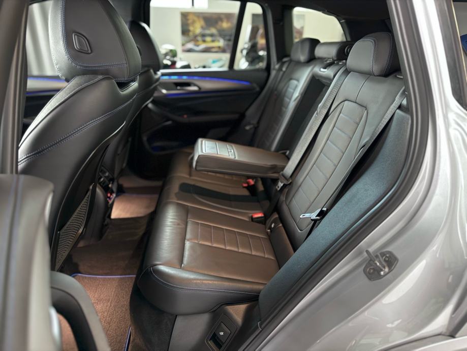 bmw-x3-30d-3dauto17