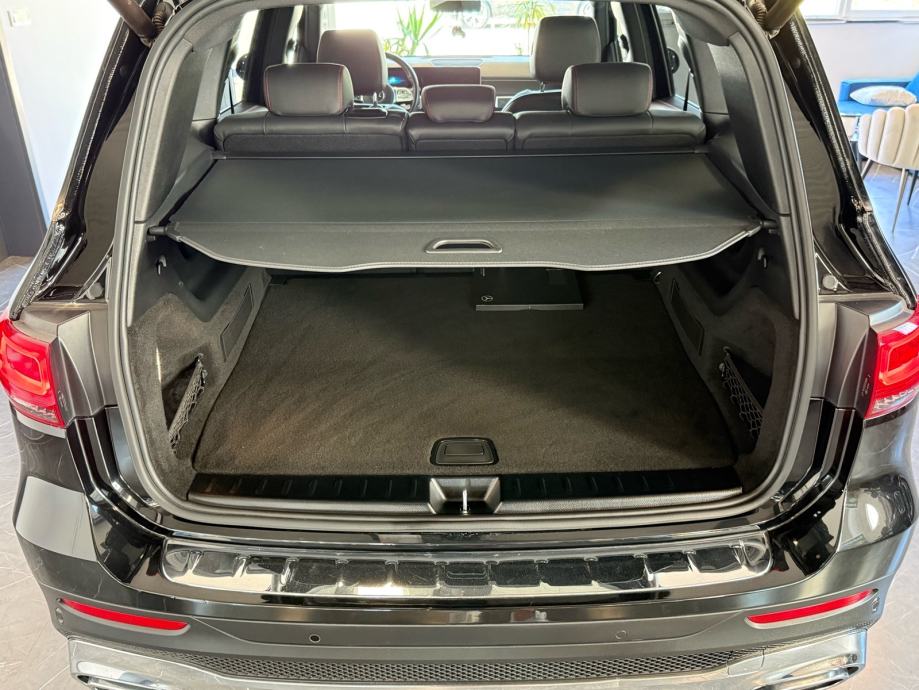 mercedes-benz-glb-200d-3dauto12