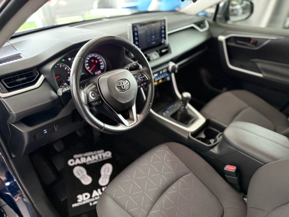toyota-rav4-2.0i-2wd-3dauto9