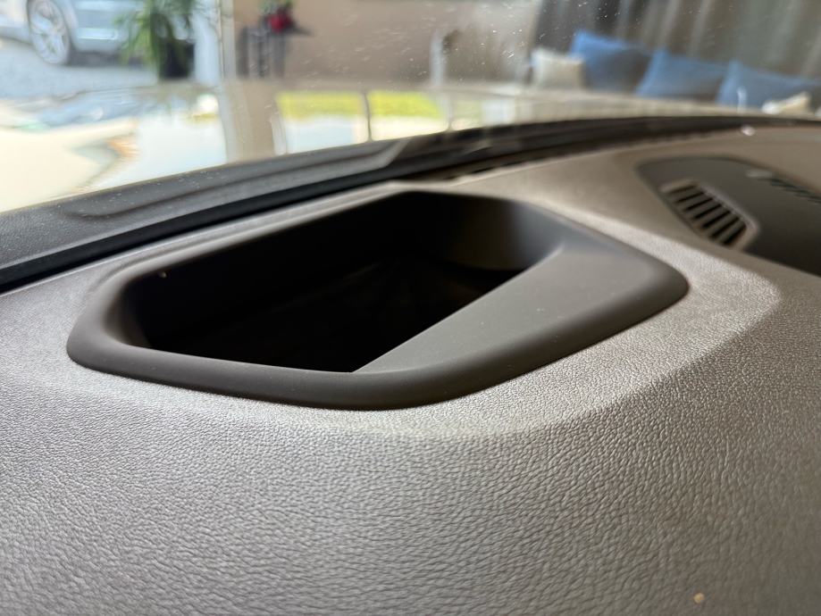 bmw-520d-2020-3dauto11