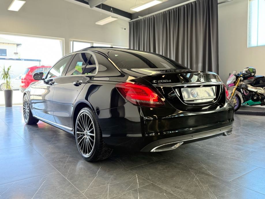 mercedes-benz-c200d-9g-3dauto6