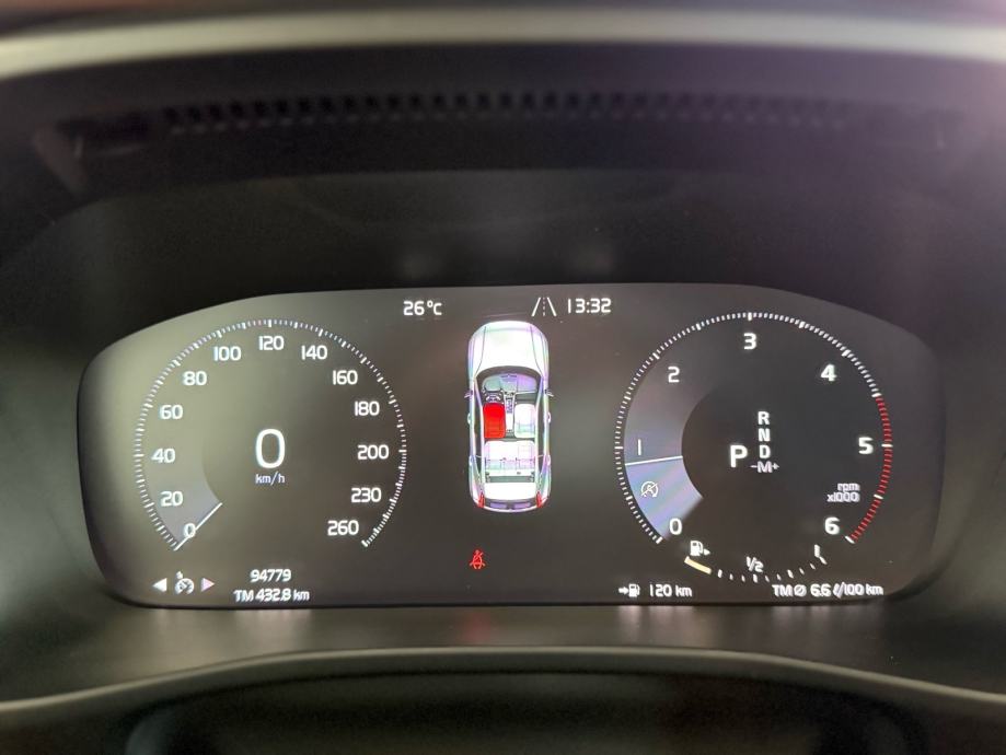 volvo-xc40-d3-automatik-3dauto11