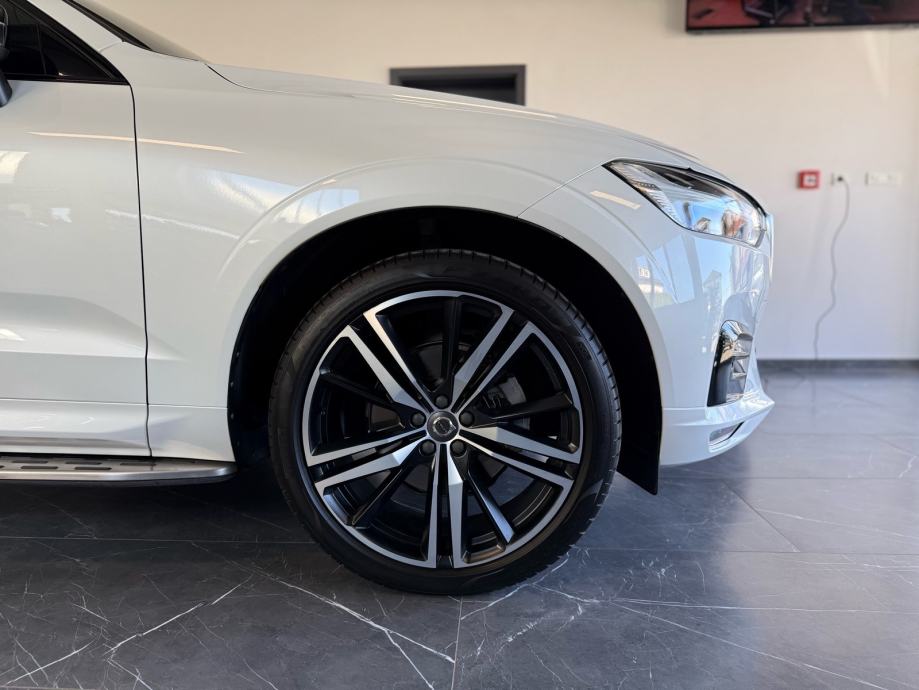 volvo-xc60-d4-3dauto8